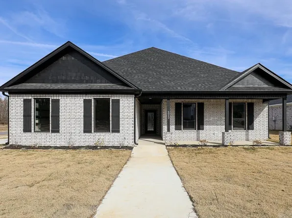 6042 Coral Ridge Dr, Bryant, AR 72022