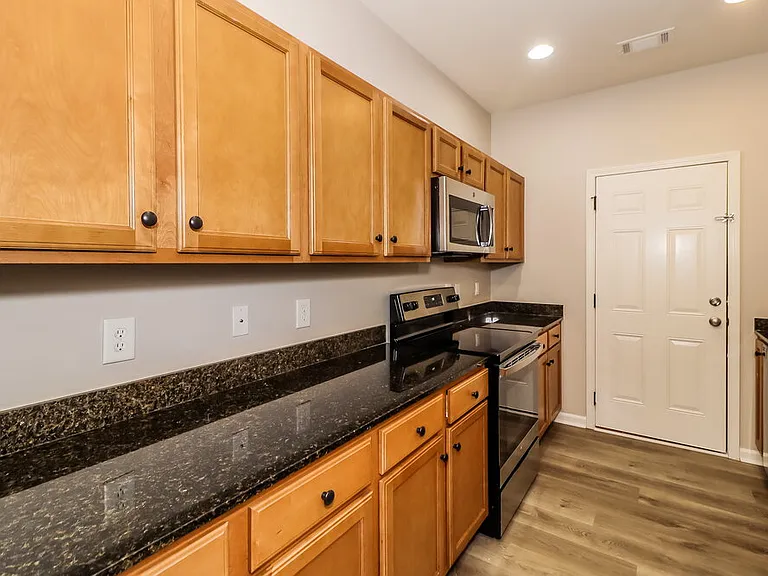 192 Overlook Cir — Photo 6