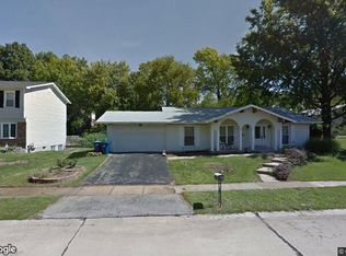 1902 Lakehurst Dr, Saint Louis, MO 63146