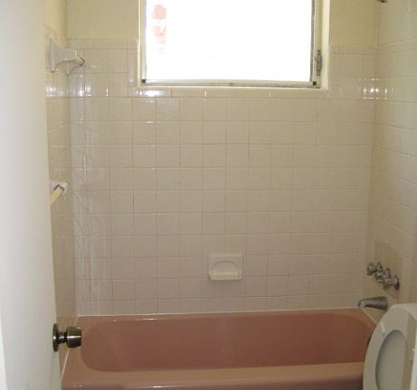 3rd image of 2761 NE 4th St