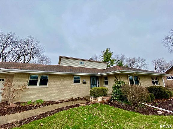 3rd image of 2527 W Rockwood Ct
