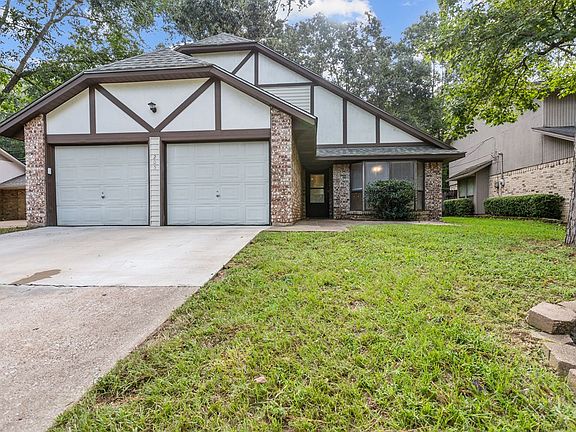 2nd image of 205 Echo Ln