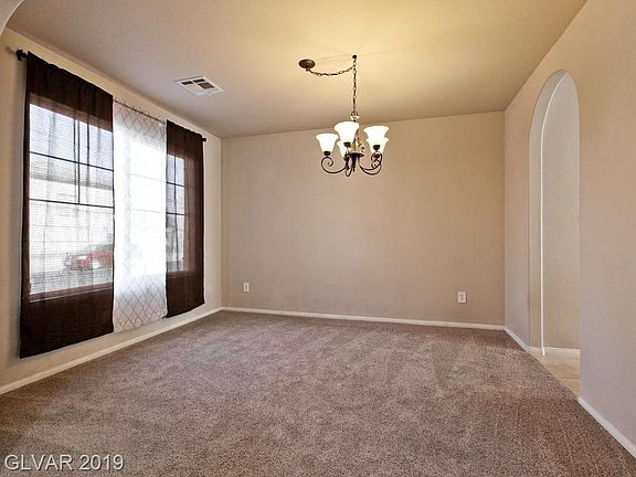 5th image of 817 Chula Vista Hills Dr