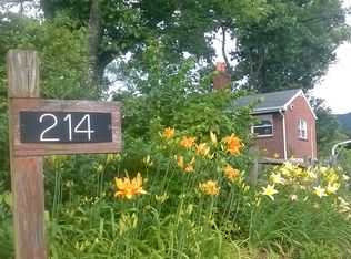 214 Ridge Rd, Troutville, VA 24175