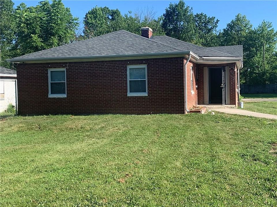 1st image of 4770 E 39th St