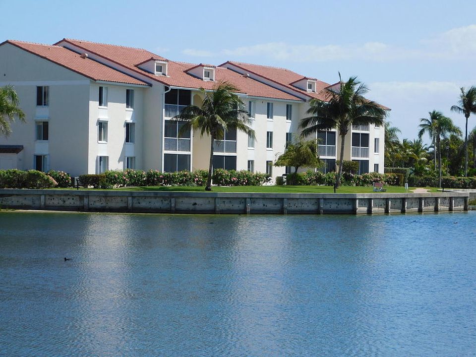 1st image of 4492 Ne Ocean Blvd #102