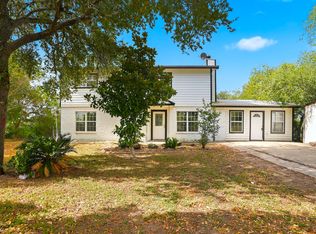 807 NE Frontage Rd, Beeville, TX 78102