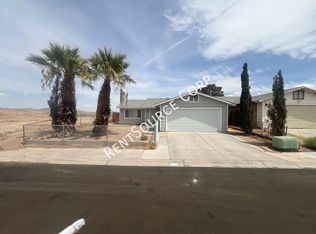841 Chateau Way, Barstow, CA 92311