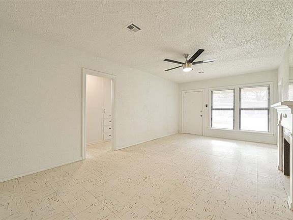 3rd image of 2317 NE 25th St