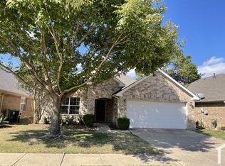 608 Creekside Dr, Little Elm, TX 75068