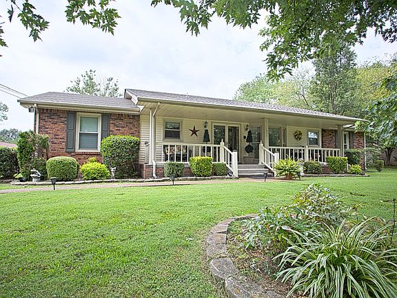2nd image of 1212 Mayes Dr