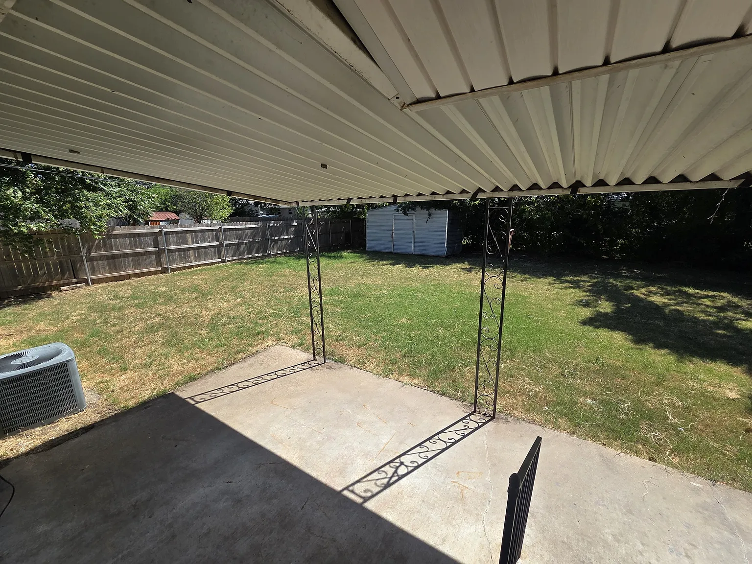 3 bed, 1053 sqft, $1,395 — Photo 4
