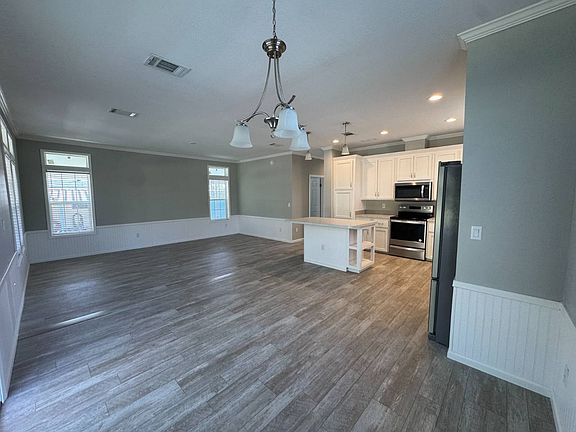 2nd image of 11544 Pearl Dr
