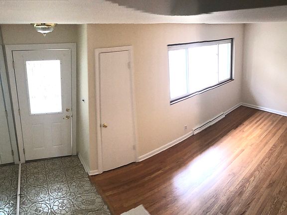4th image of 5021 Suffield Ct APT C