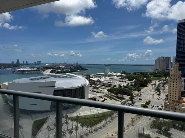 888 Biscayne Blvd, Miami, FL