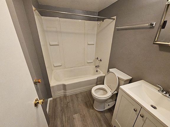 5th image of 45 Tarbell Ave