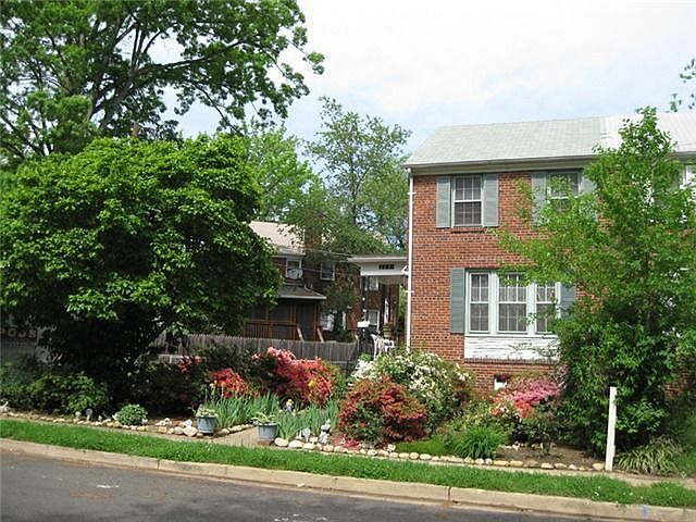 1st image of 2631 S Uhle St