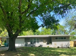 521 N McKown Ave, Sherman, TX 75092