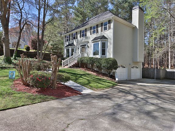 3rd image of 3821 Brittan Glade Trl