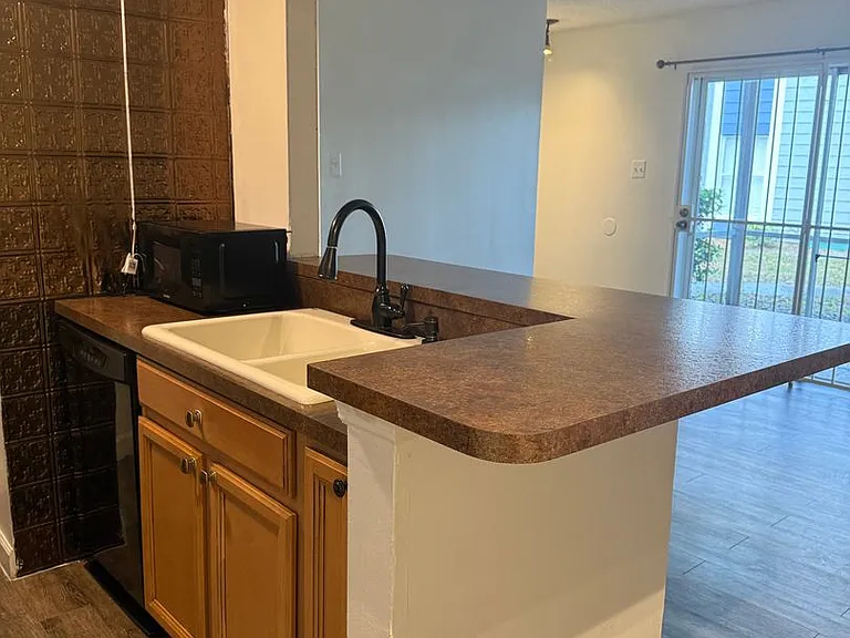 3827 Bay Club Cir #103 — Photo 10