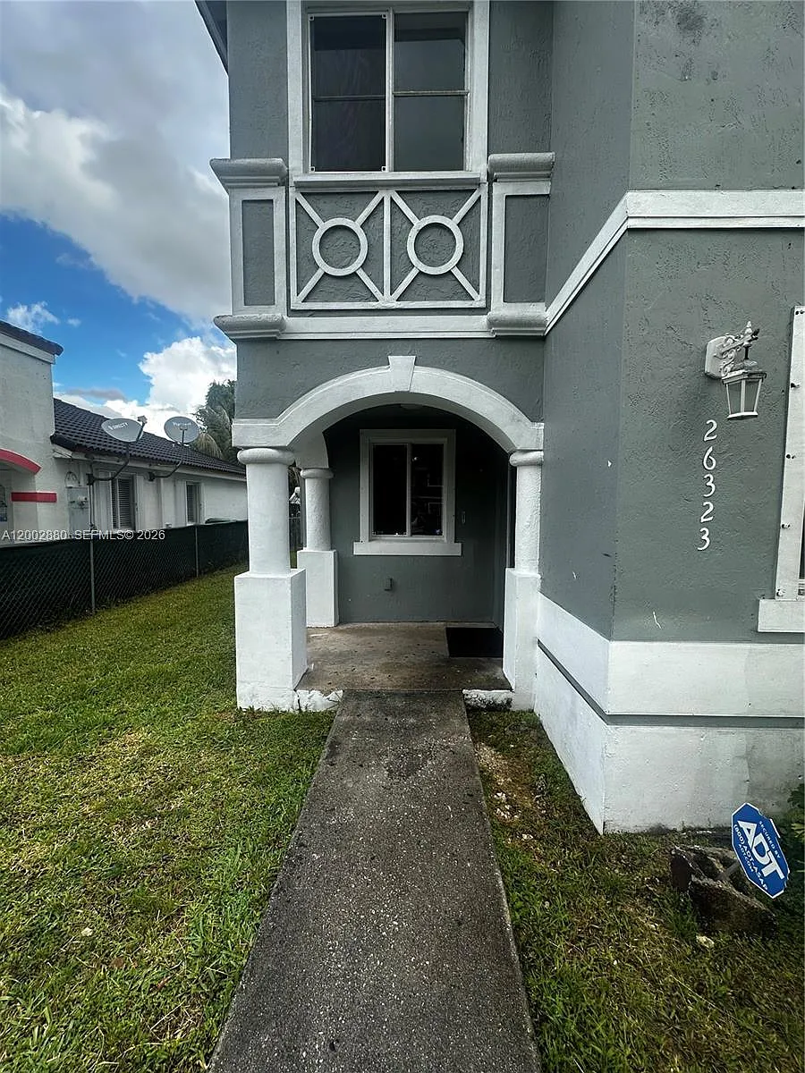 Building Photo - 26323 SW 135th Pl #26323