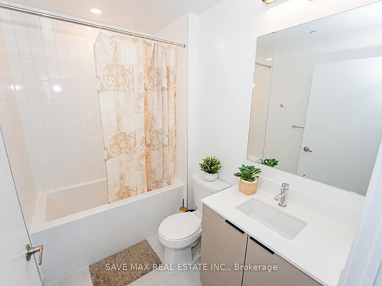 2485 Eglinton Ave W #402 — Photo 18
