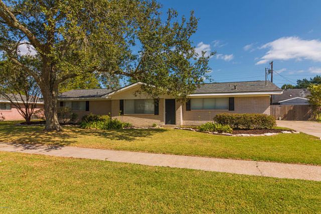 1st image of 608 Idlewood Blvd