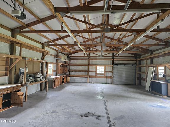 4th image of 1308 Dunlap Rd