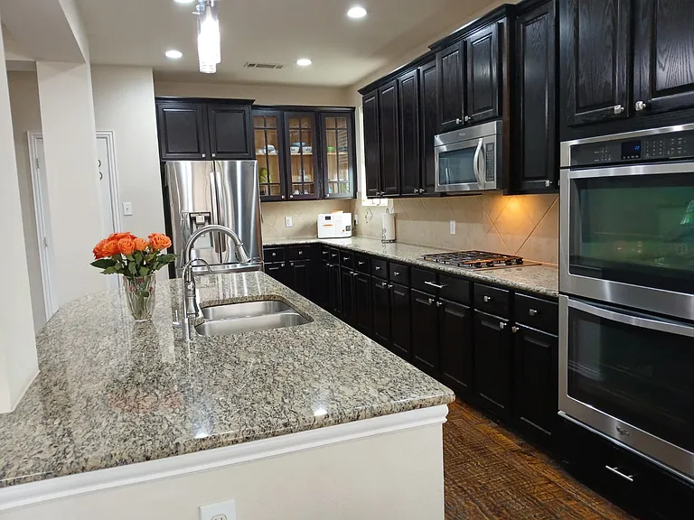 2642 Calmwood Dr — Photo 8
