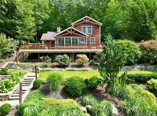 33 Ferris Estates Rd, New Milford, CT 06776