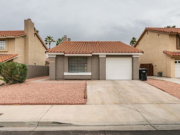 2nd image of 1744 La Cruz Dr