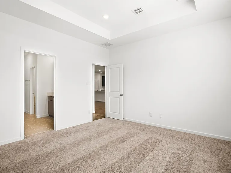 9723 Avalon View Dr — Photo 17