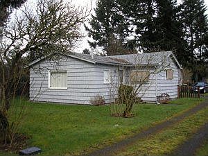2nd image of 500 Dennis St SW