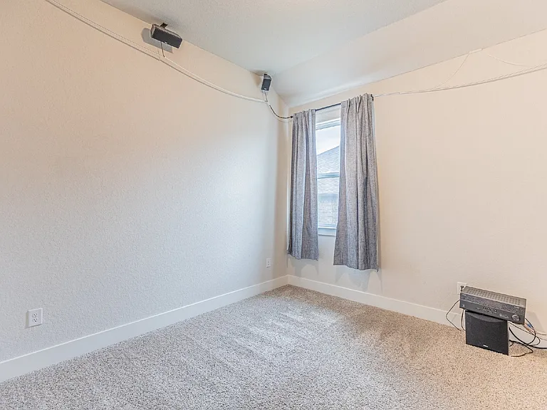920 Foxbrook Way — Photo 8