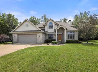 3757 Woodland Rd, Green Bay, WI 54313