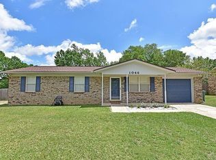1046 New Haven Dr, Cantonment, FL 32533