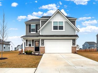 6869 Orchard Run Cir, Whitestown, IN 46075