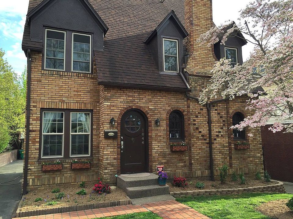 1st image of 1044 28th St