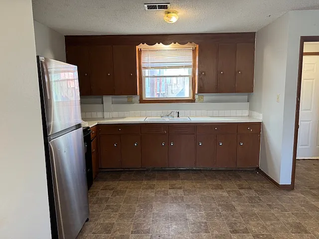 483 Fairview Dr #1 — Photo 4
