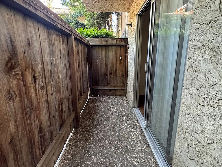 1154 Magnolia Ave — Photo 13