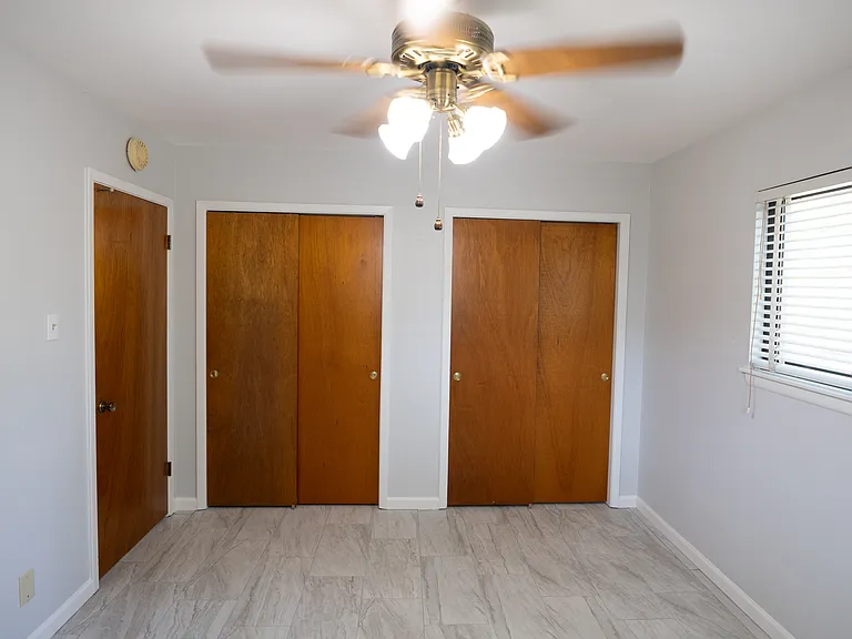 5235 Happiness St — Photo 18