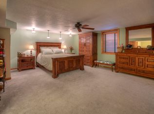 1473 S Shore Dr, Knoxville, IA 50138