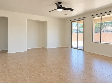 3 bed, 1723 sqft, $2,300 — Photo 2