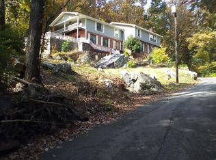 1001 Shingle Rd, Chattanooga, TN 37409