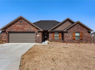 1120 Musket St, Prairie Grove, AR 72753