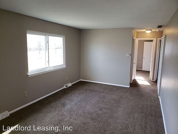 3rd image of 4706 Norfolk Ave