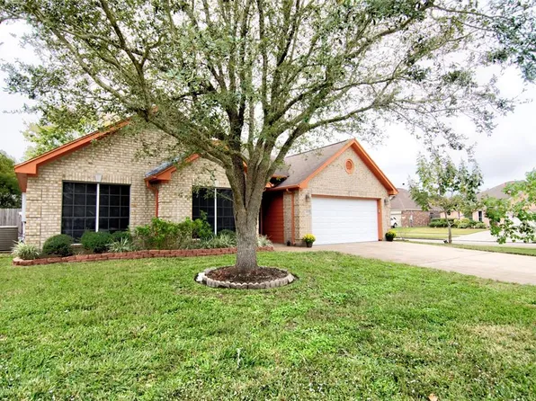 3025 112th St N, Texas City, TX 77591