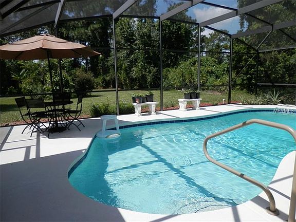 2nd image of 396 Glen Abbey Ln