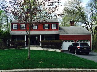 53 The Gln, Cedar Grove, NJ 07009