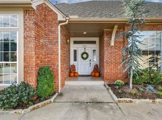 612 Glenridge Dr, Edmond, OK 73013